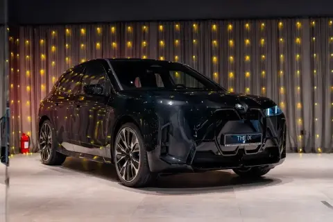 BMW iX 2025 — миниатюра 3