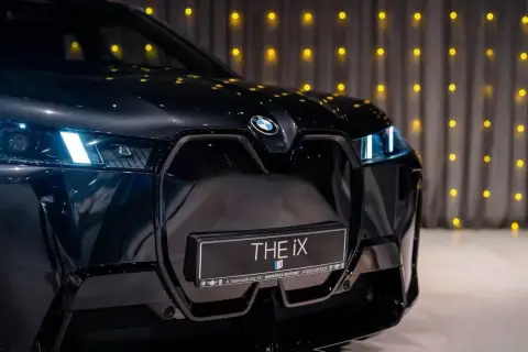 BMW iX 2025 — миниатюра 4