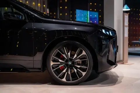 BMW iX 2025 — миниатюра 6