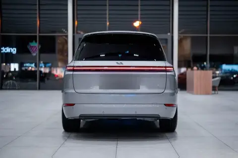 Li Auto L9 2025 — миниатюра 3