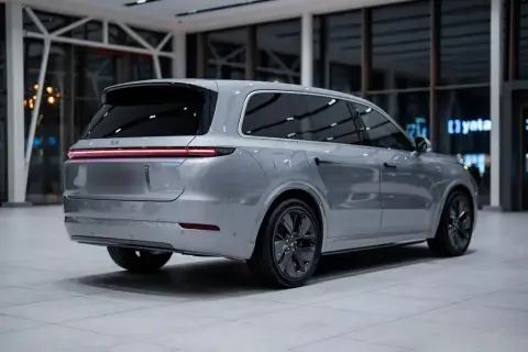 Li Auto L9 2025 — миниатюра 4