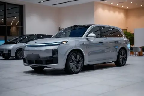 Li Auto L9 2025 — миниатюра 8