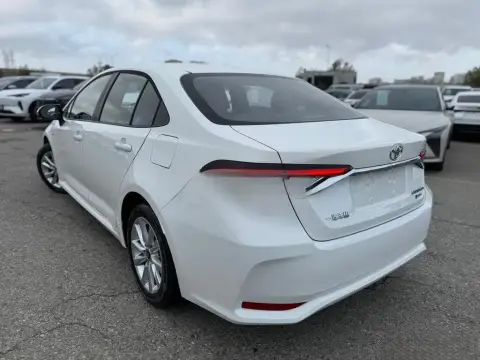 Toyota Corolla 2025 — миниатюра 3