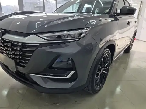 Changan CS 75 2025 — миниатюра 9