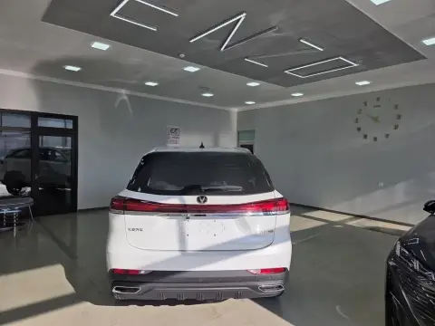Changan CS 75 2025 — миниатюра 6