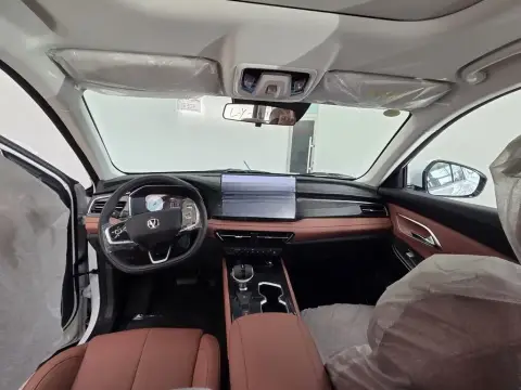 Changan CS 75 2025 — миниатюра 8