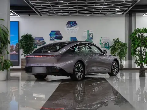 Forthing S7 REEV 2025 — миниатюра 2