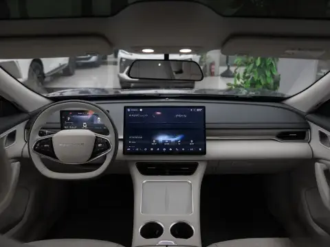 Forthing S7 REEV 2025 — миниатюра 3