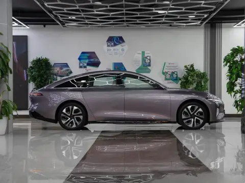 Forthing S7 REEV 2025 — миниатюра 4