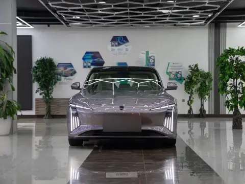 Forthing S7 REEV 2025 — миниатюра 7