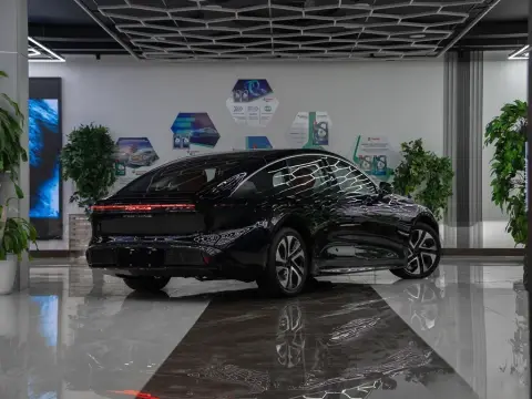 Forthing S7 REEV 2025 — миниатюра 2