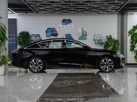 Forthing S7 REEV 2025 — миниатюра 7