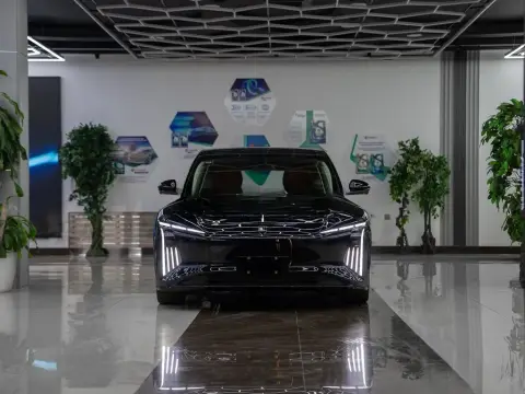 Forthing S7 REEV 2025 — миниатюра 8