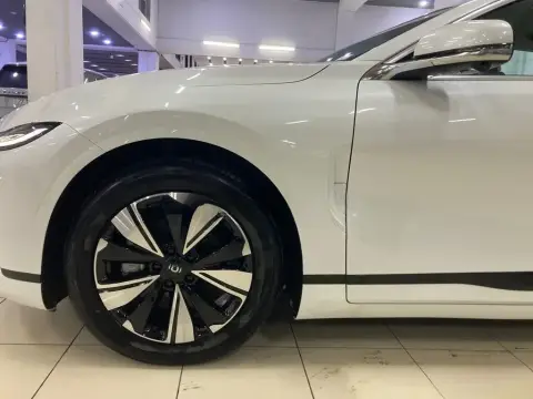 Changan Qiyuan A07 2025 — миниатюра 8
