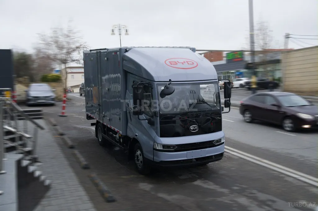 BYD T5 2025 — фото 1 из 10