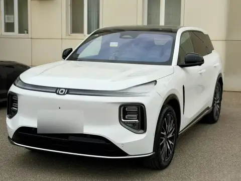 Changan Qiyuan Q07 2025 — миниатюра 2