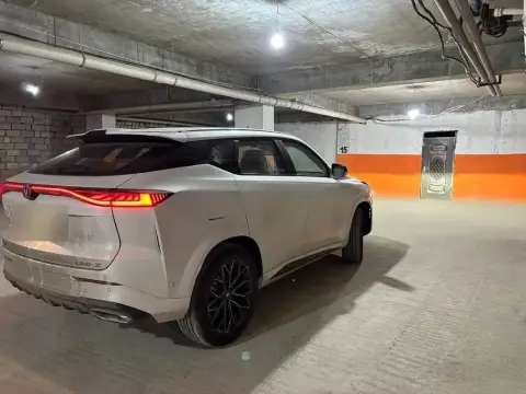 Changan Uni-Z 2025 — миниатюра 8