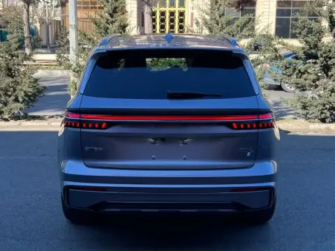 Geely Monjaro 2025 — миниатюра 5