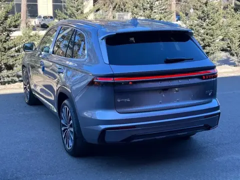 Geely Monjaro 2025 — миниатюра 6