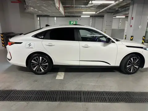 Changan Qiyuan A05 2025 — миниатюра 9