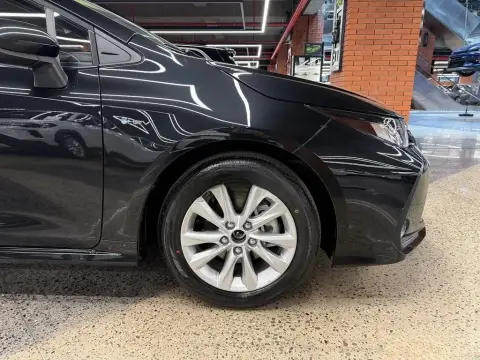 Toyota Corolla 2025 — миниатюра 4