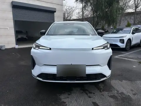 Changan Qiyuan Q05 2025 — миниатюра 1