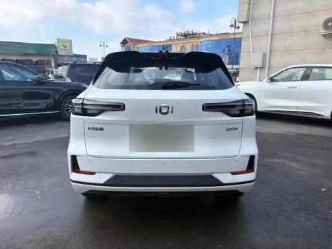 Changan Qiyuan Q05 2025 — миниатюра 2