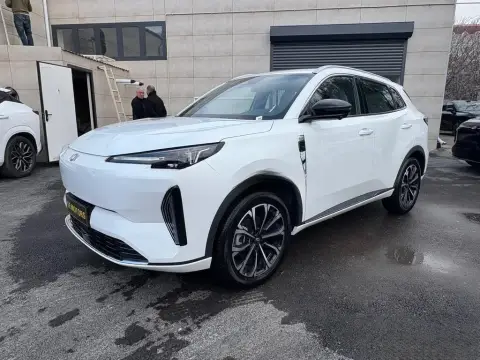 Changan Qiyuan Q05 2025 — миниатюра 4