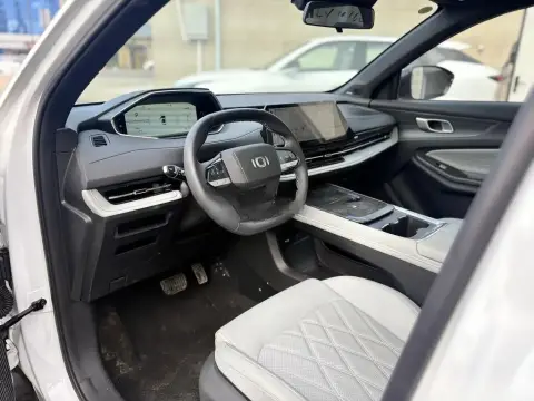 Changan Qiyuan Q05 2025 — миниатюра 6