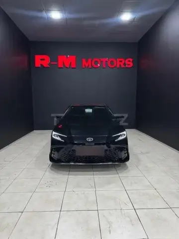 Toyota Camry 2025 — миниатюра 1