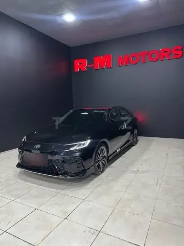 Toyota Camry 2025 — миниатюра 2
