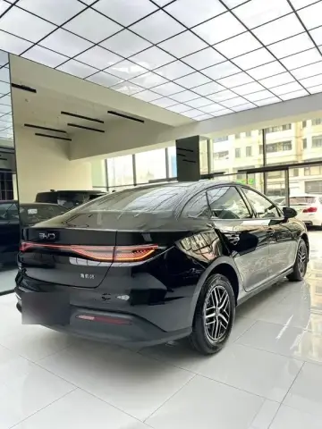 BYD Seal 05 2025 — миниатюра 7