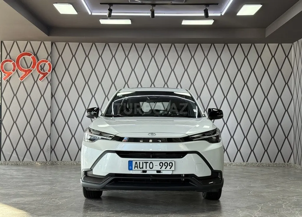 Toyota Frontlander 2025 — фото 1 из 10