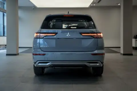 Mitsubishi Outlander 2026 — миниатюра 7