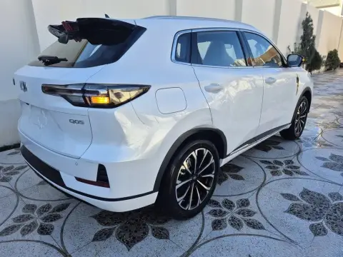Changan Qiyuan Q05 2025 — миниатюра 7