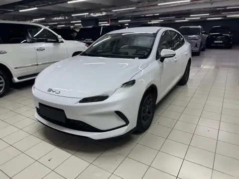 BYD Seal 05 2025 — миниатюра 1