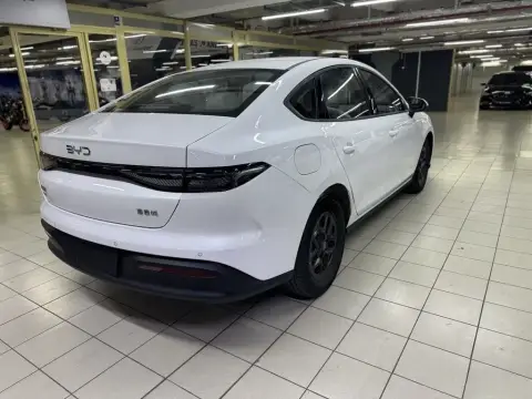 BYD Seal 05 2025 — миниатюра 4