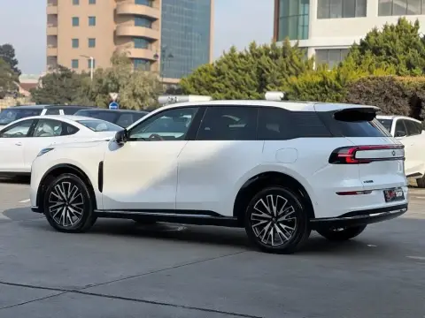 Changan Qiyuan Q07 2025 — миниатюра 6