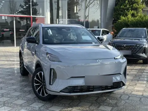 Changan Qiyuan Q05 2025 — миниатюра 4