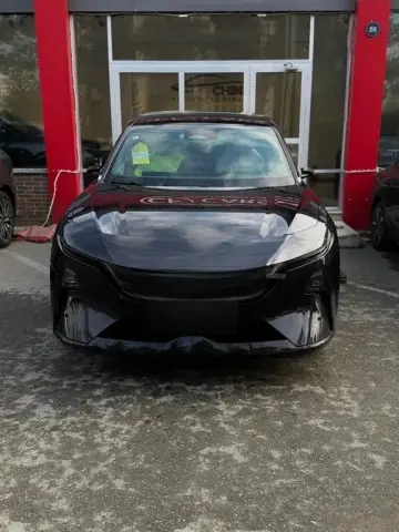 Mazda EZ-60 2025