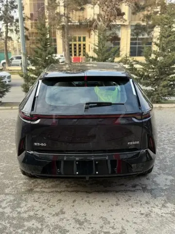 Mazda EZ-60 2025 — миниатюра 3