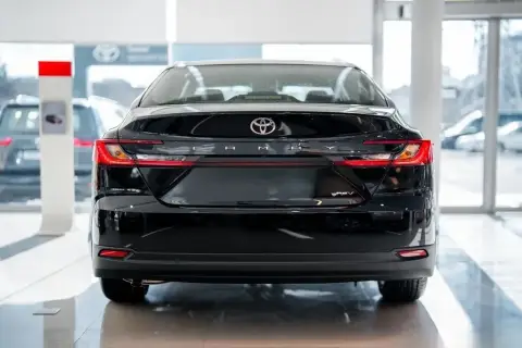 Toyota Camry 2026 — миниатюра 4