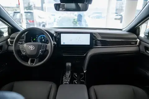Toyota Camry 2026 — миниатюра 9