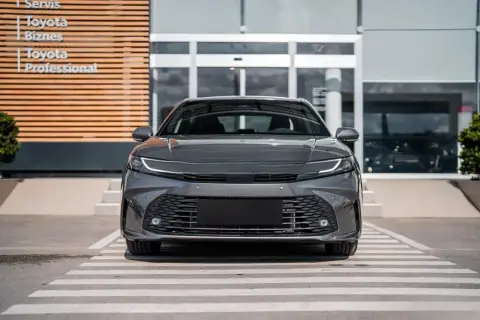 Toyota Camry 2026 — миниатюра 2