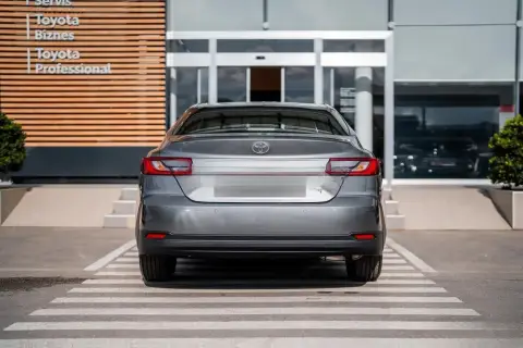Toyota Camry 2026 — миниатюра 6