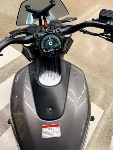 Victoria Simplee V70 2025 — миниатюра 2