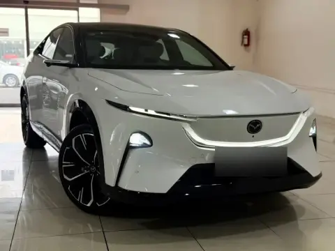 Mazda EZ-60 2025