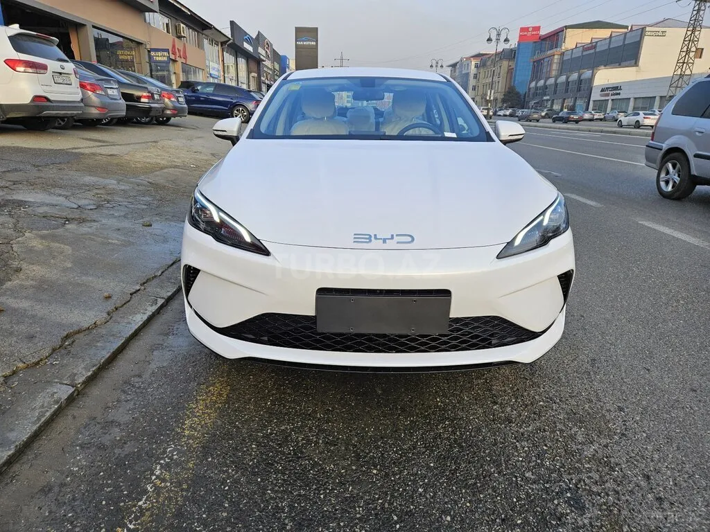 BYD Seal 05 2025 — фото 1 из 10