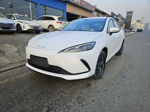 BYD Seal 05 2025 — миниатюра 2