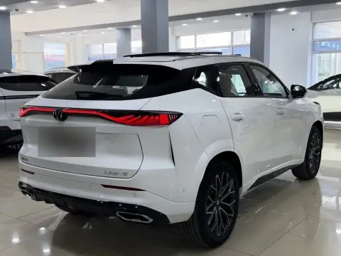 Changan Uni-Z 2025 — миниатюра 7